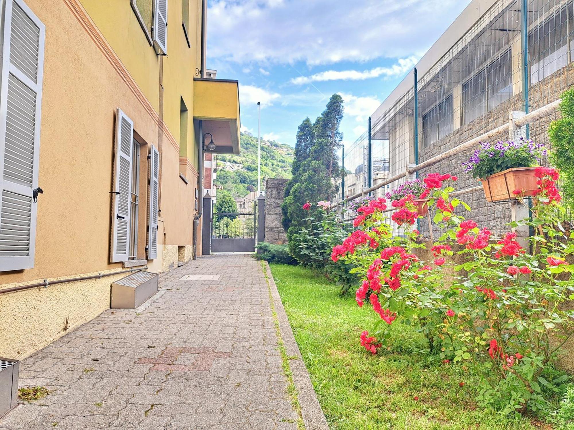 Casa Alpina - Aosta Apartment Exterior photo